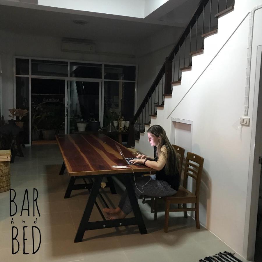 Hostel Barandbed Urt Surat Thani Pokoj fotografie
